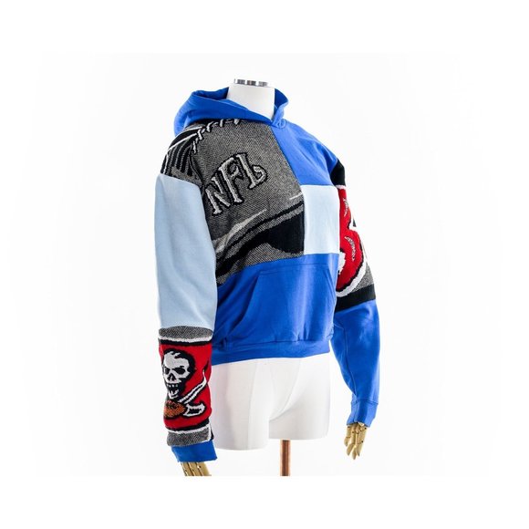 Tampa Bay Buccaneers Fashion ReWork NFL Tapestry Blanket Hoodie - Picture 2 of 8